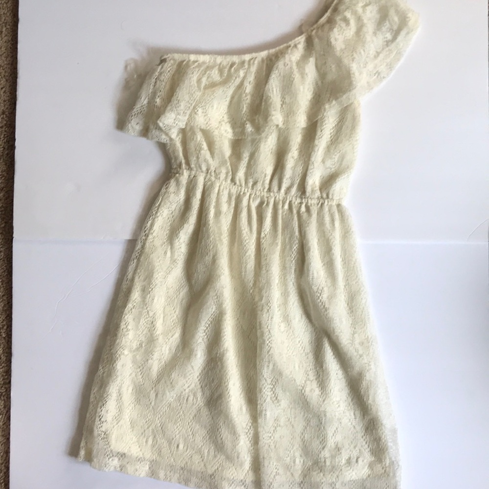 Cream lace one-shoulder dress